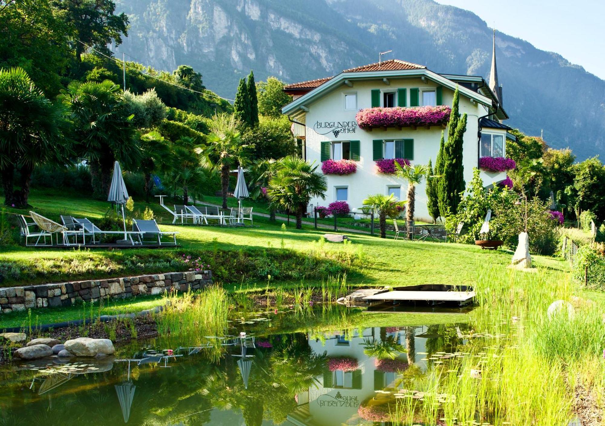 Burgunderhof Villa Montagna Buitenkant foto