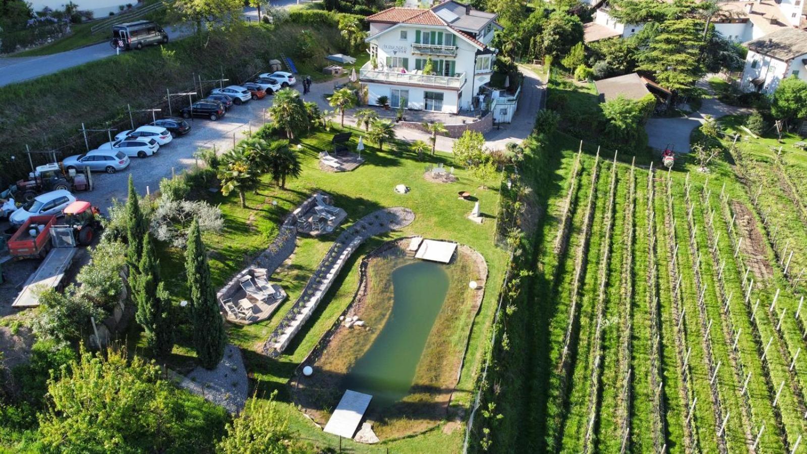 Burgunderhof Villa Montagna Buitenkant foto